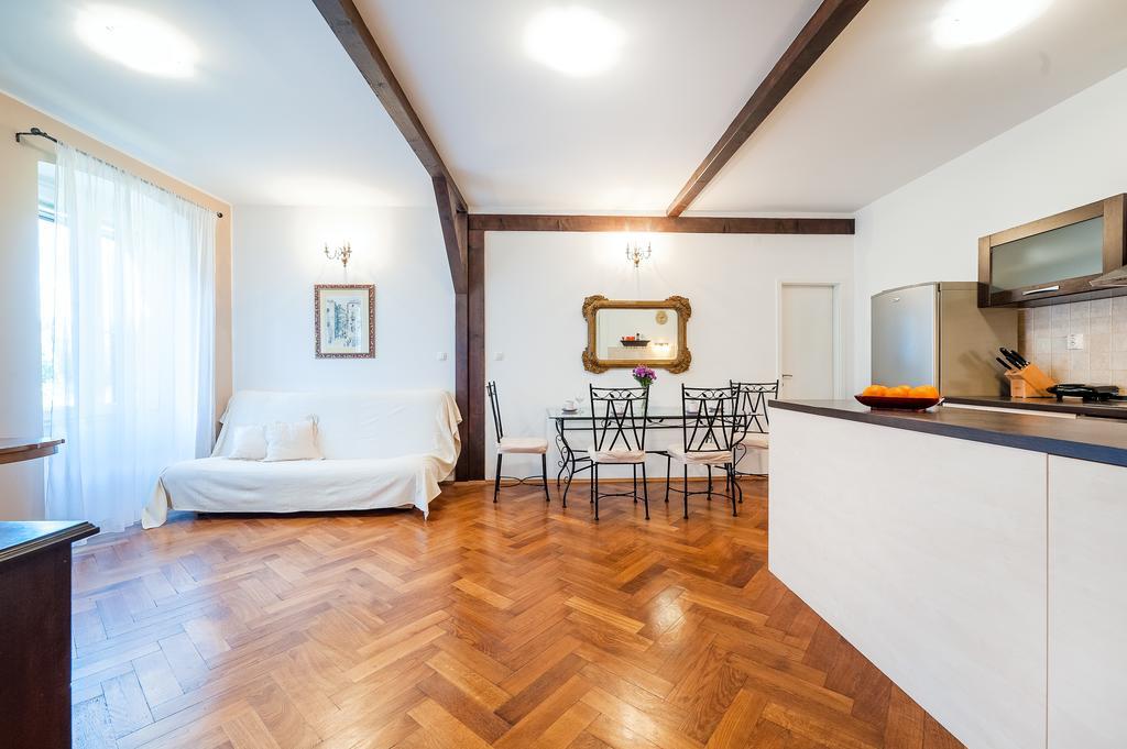 Apartment Heart Of The City Шибеник Экстерьер фото