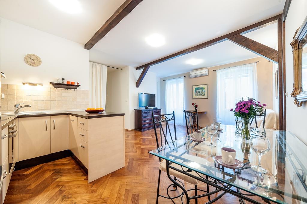 Apartment Heart Of The City Шибеник Экстерьер фото