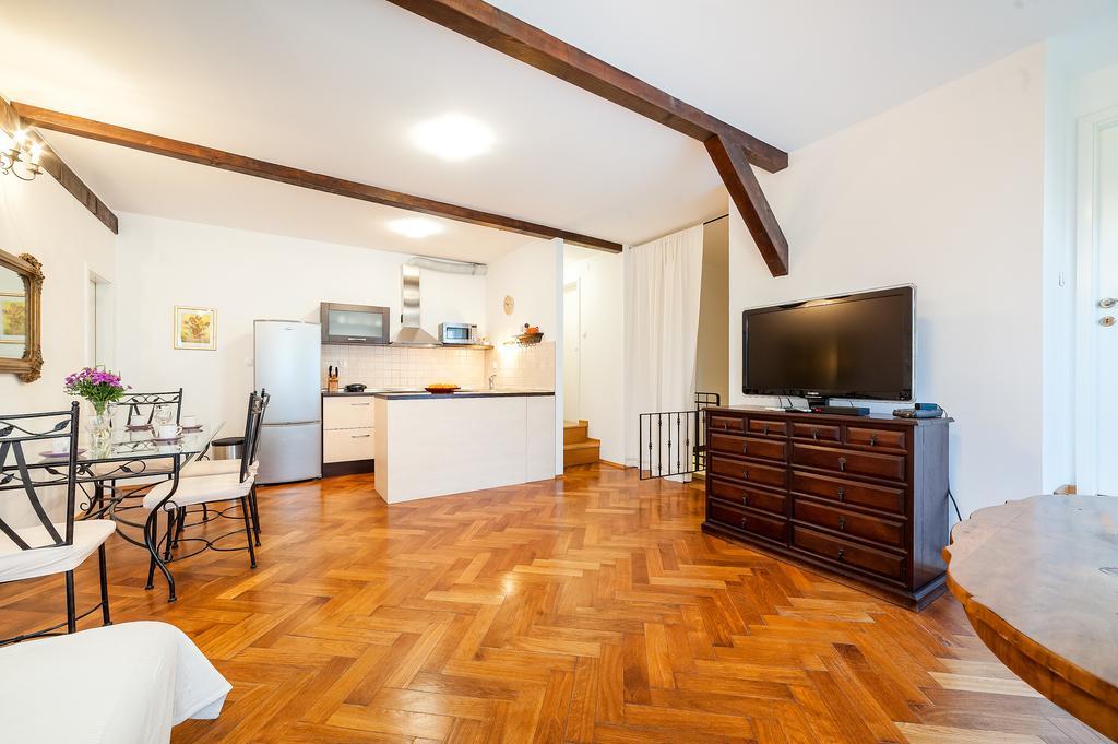Apartment Heart Of The City Шибеник Экстерьер фото